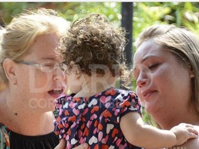 Mãe e avó reencontraram a menina nesta sexta-feira pela manhã, em abrigo de Corumbá. - Crédito: (Diário Corumbaense)