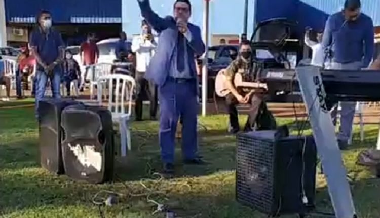 Pastor Matias Belido, durante pregação no domingo (12). (Foto: Reprodução Redes Sociais).