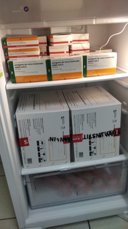 Vacinas chegaram durante a madrugada em Sidrolândia (Foto: Assessoria)