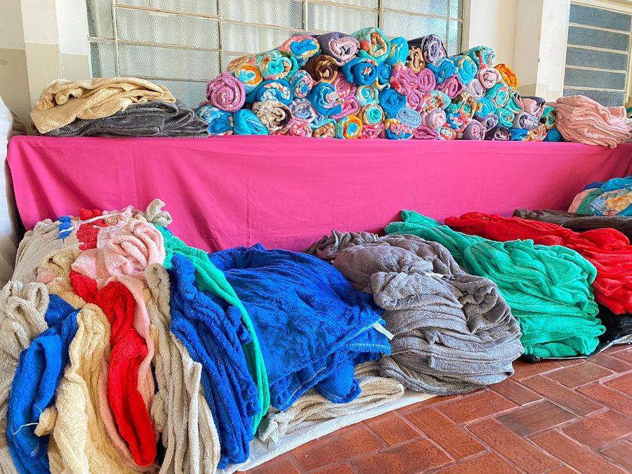 Cobertores começam a ser distribuídos na próxima semana (Fotos: Rafael Brites)