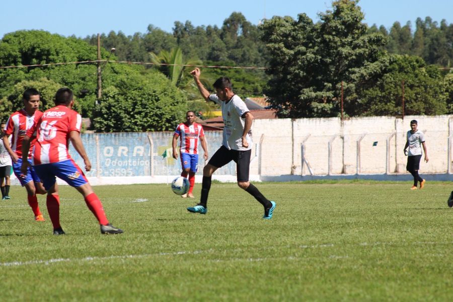 Campeonato Municipal foi iniciado em 13/05 com jogos no Sotero Zárate (Foto: Rafael Brites)