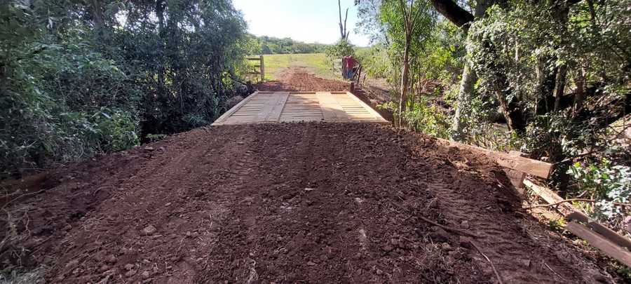 Ponte reconstruída em acesso estratégico para o escoamento da produção no Grande Eldorado (Fotos: Thaís Mourão)