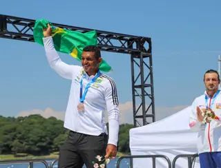 Isaquias Queiroz leva ouro na prova C1 500m no Mundial de canoagem