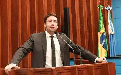 Deputado João Henrique faz representação contra Pedro Kemp na Assembleia Legislativa