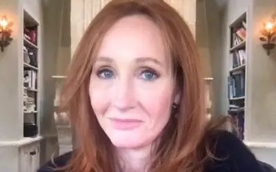 J.K. Rowling pede ajuda do Twitter após receber mensagem em tom de ameaça