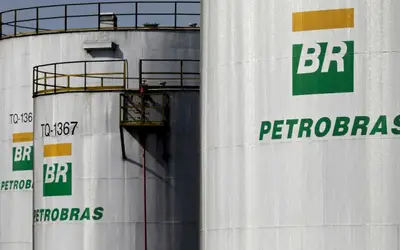 Petrobras reduz preço de venda da gasolina para as distribuidoras em 4,8%