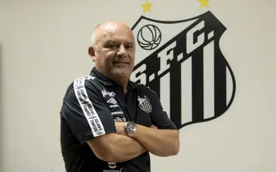 Santos demite Newton Drummond e volta a procurar executivo de futebol após um mês 