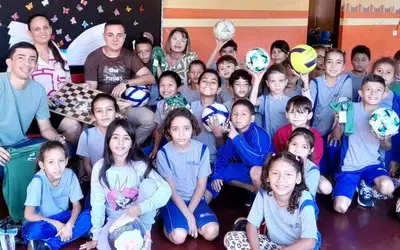 Unidades escolares de Rio Brilhante recebe do governo municipal material esportivo